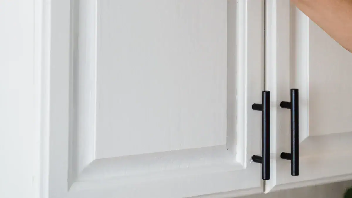 How to Clean Kitchen Cabinet Knobs and Pulls
