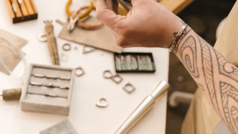 Types of Measuring Tools: Rulers, Tapes, & Calipers