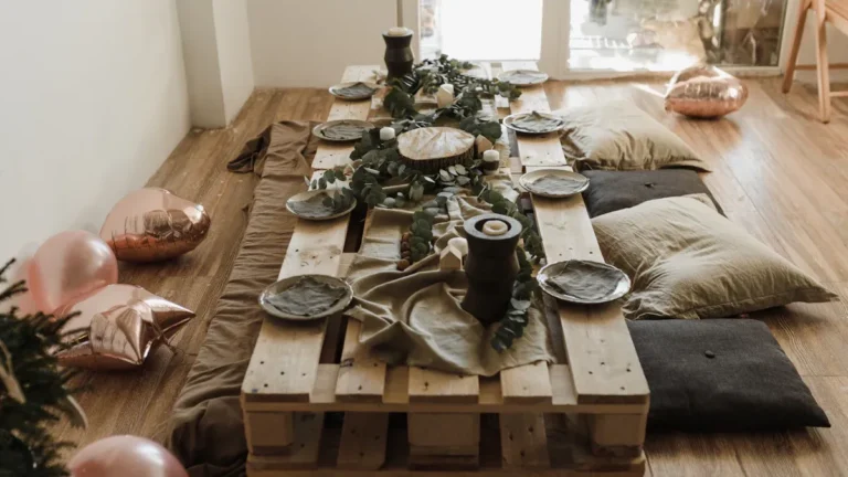 DIY Furniture Plans: Free Wood & Pallet Projects