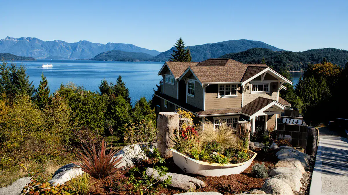 Exploring Canada'
style=