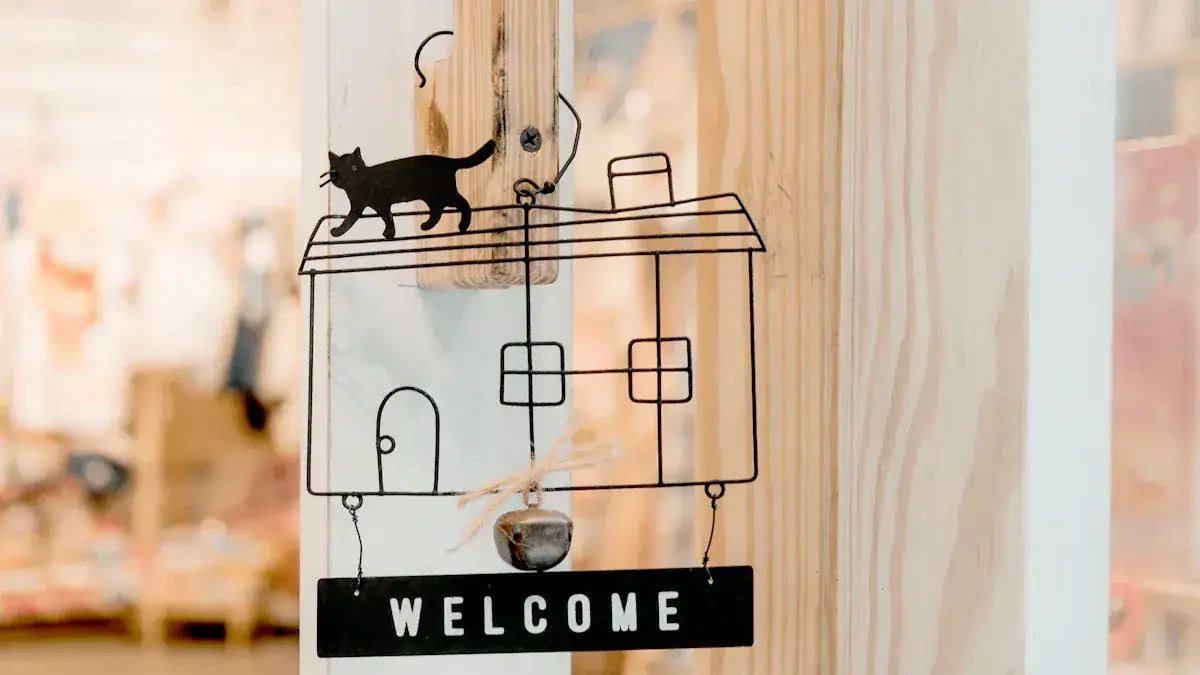 Creative DIY Door Hanger Ideas