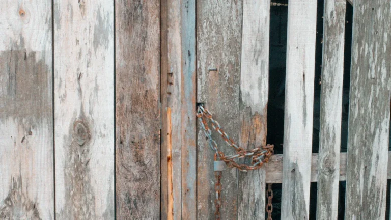 How to Install No-Dig Grand Empire Fence