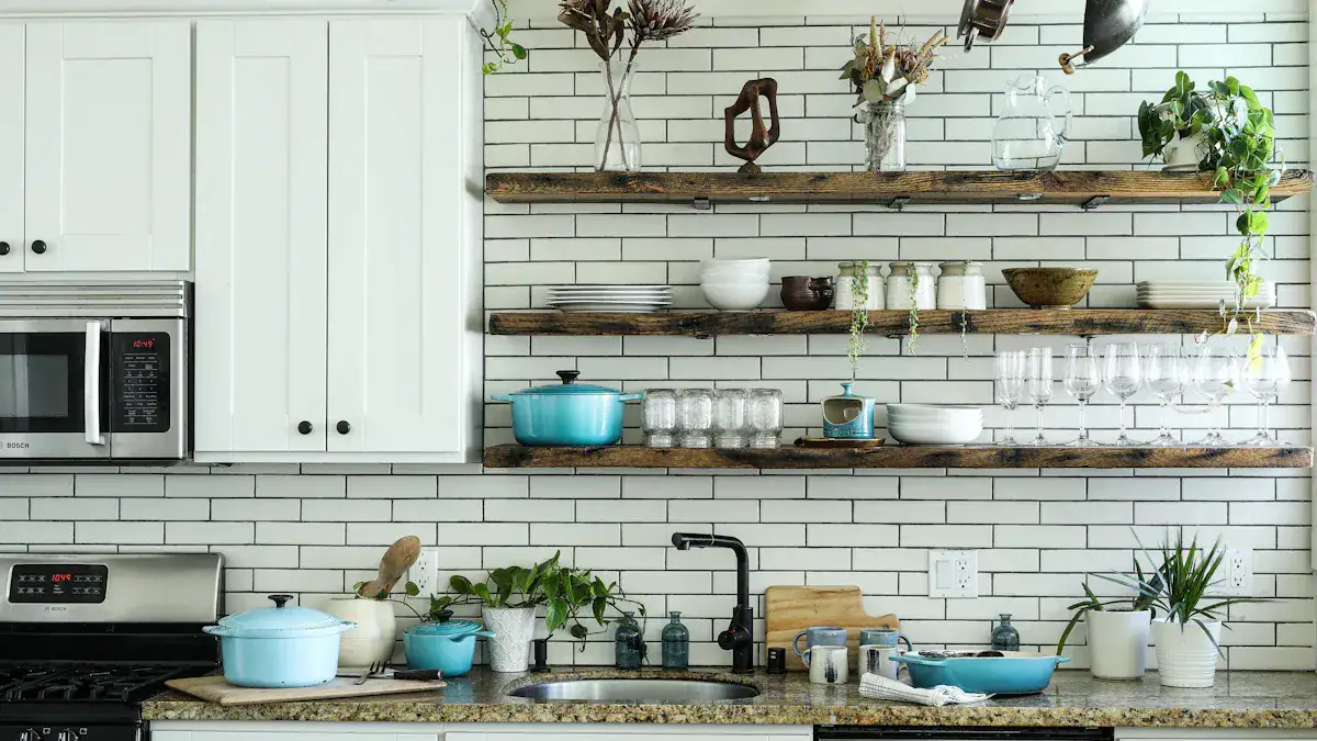 How to Choose the Best Shelf Liner for Your Home