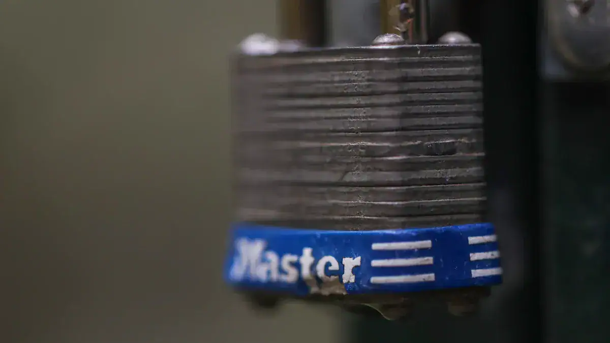 When Master Lock Keys Are the Same or Similar