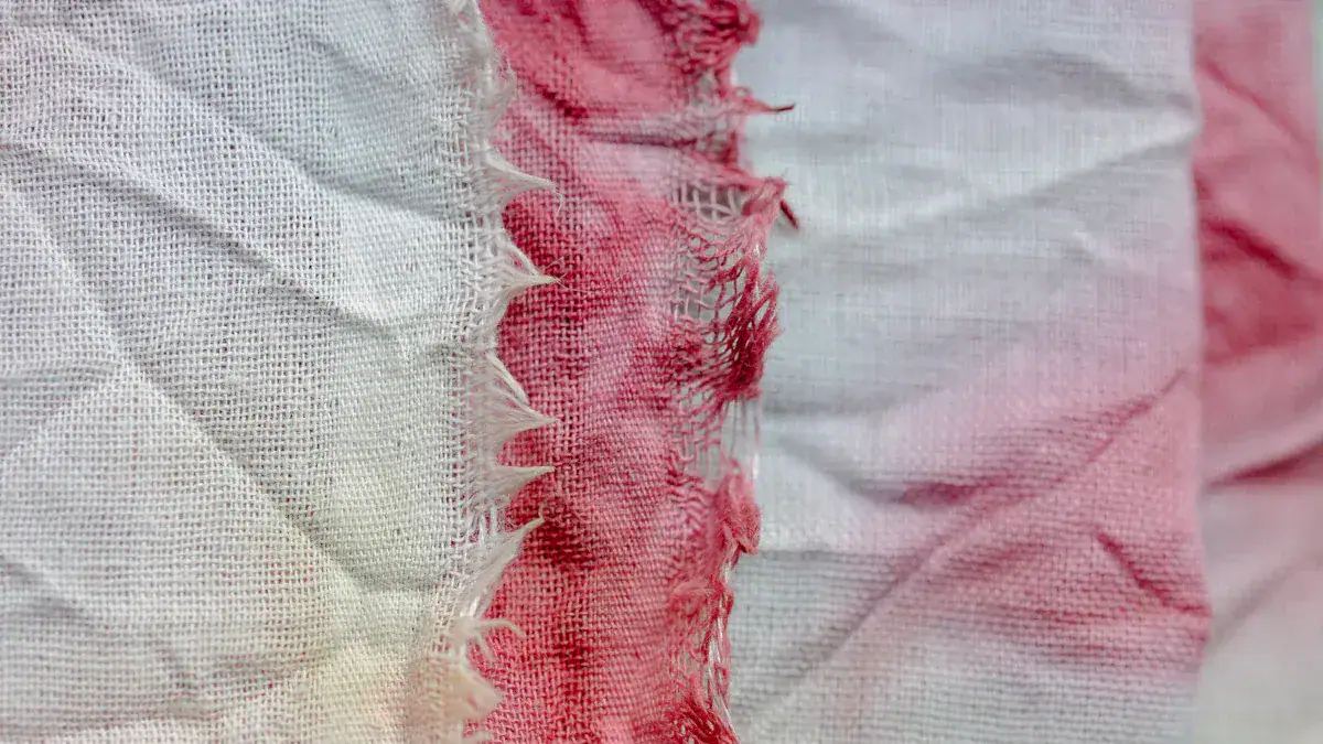 Visual Signs of Ruined Silk