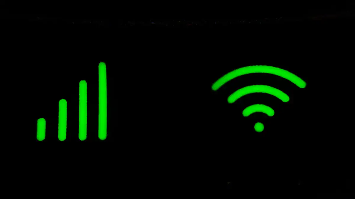 Do Router Antennas Make a Difference: Signal Transmission Basics