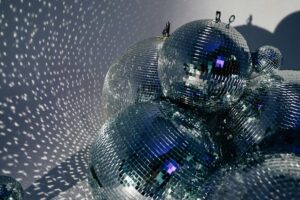 streak free mirror cleaning techniques