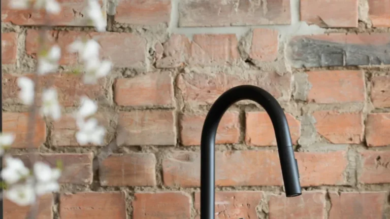 Modern Black Hardware Ideas: Updating Your Kitchen and Bath