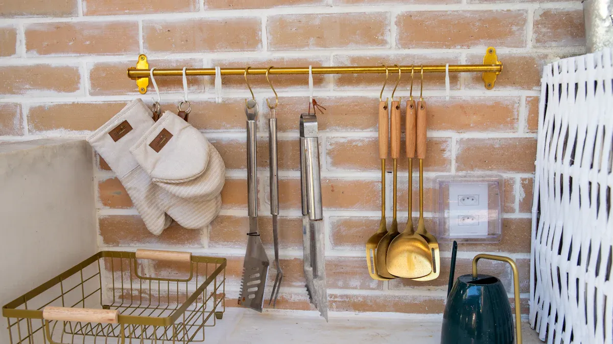 Creative DIY Shelving Ideas for the Kitchen