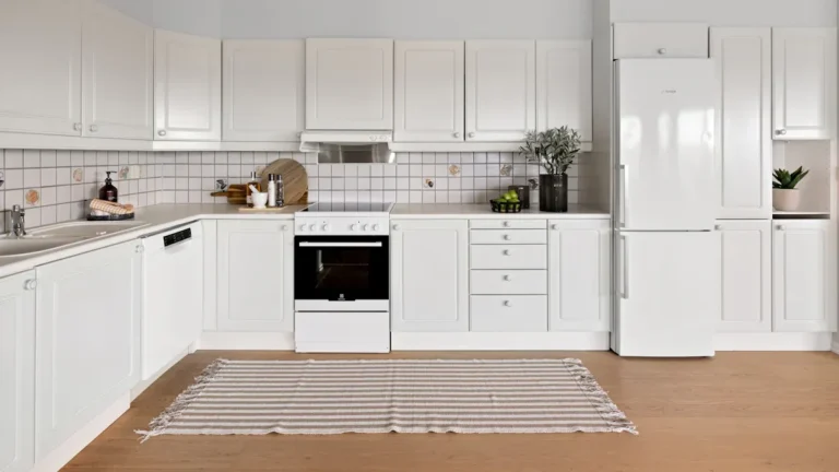 Best White Paint for Kitchen Cabinets: Top Bright & Creamy Picks