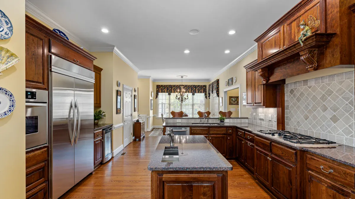 Best Paint Color Schemes for Kitchens with Oak Cabinets