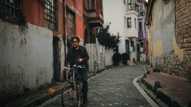 stylish outdoor living solutions