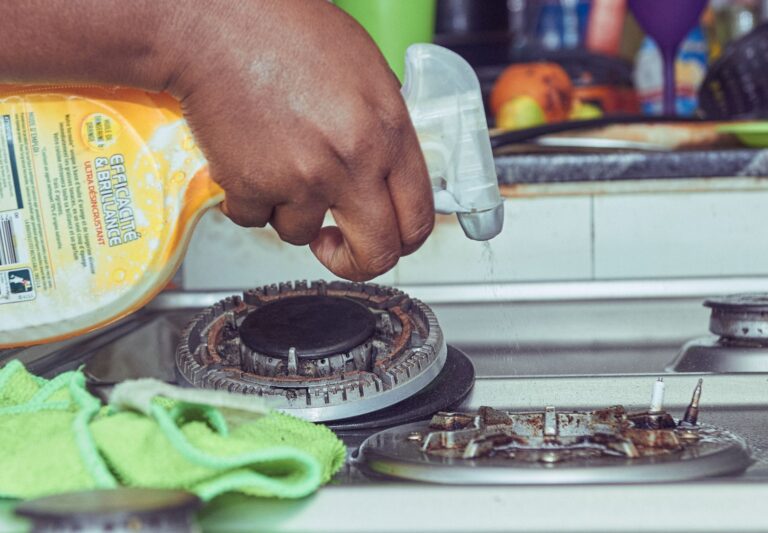 How to Clean a Burnt Glass Stove Top? Safe, Streak-Free Steps