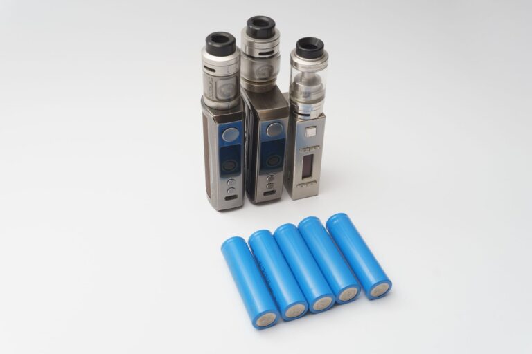 How to Clean a Vaporizer? Safe Steps and Care