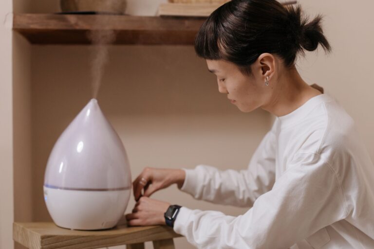 How to Clean a Vicks Humidifier? Safe Steps and Care